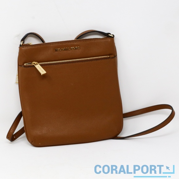 Michael Kors Handbags - Michael Kors Riley Small Pebbled Leather Crossbody